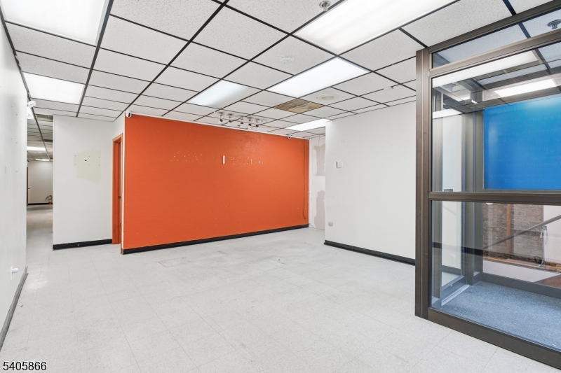 Ironbound - Commercial Lease