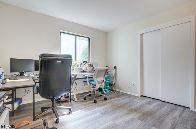 Essex Mews - Residential