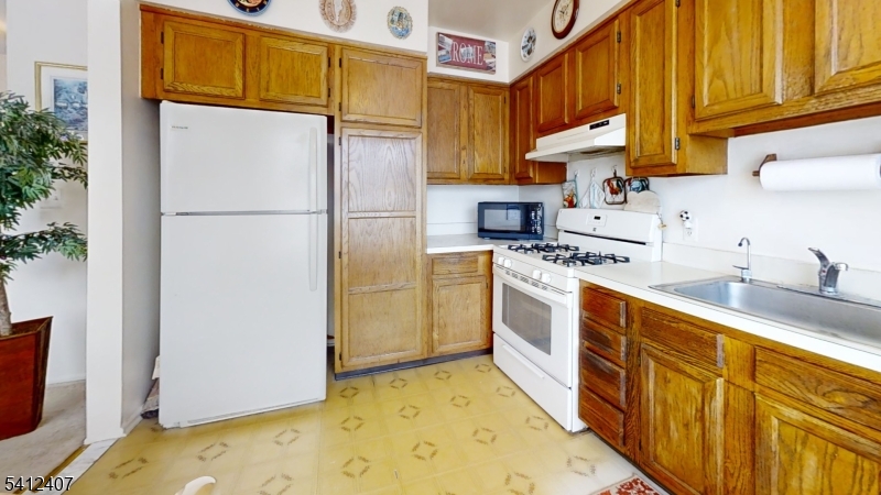 The Pointe - Residential