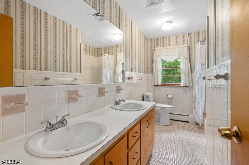 LAKE MOHAWK - Residential Lease