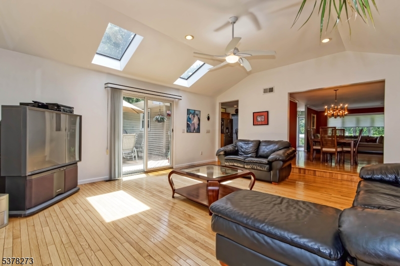 White Meadow Lake - Residential