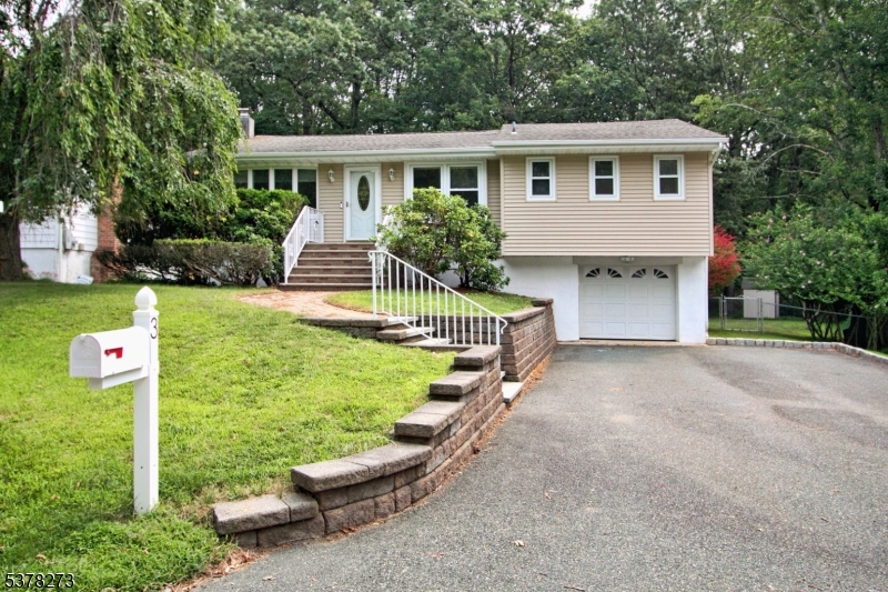 White Meadow Lake - Residential