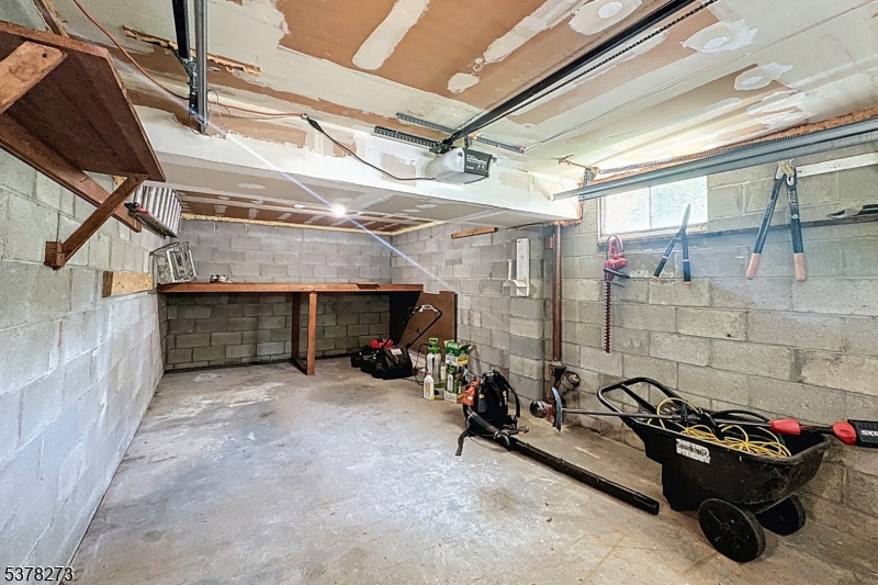 White Meadow Lake - Residential