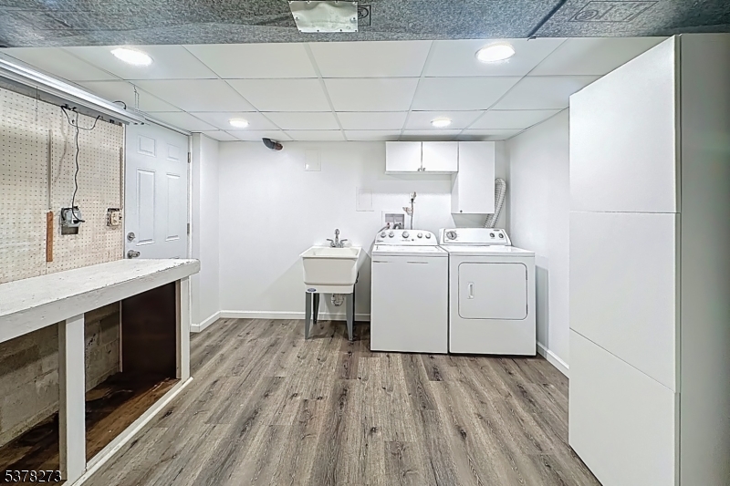 White Meadow Lake - Residential