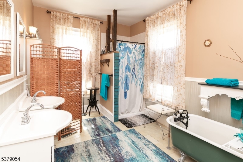 Historic Delaware Village - Residential