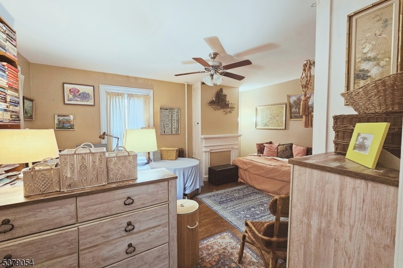 Historic Delaware Village - Residential