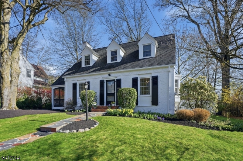 Near Sleepy Hollow - Residential