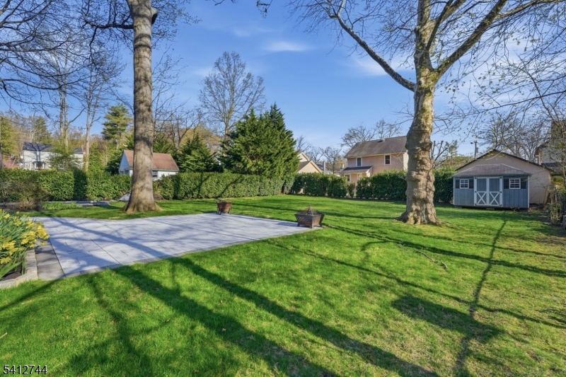 Near Sleepy Hollow - Residential