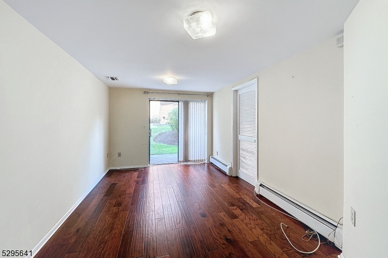 Townsquare Village - Residential