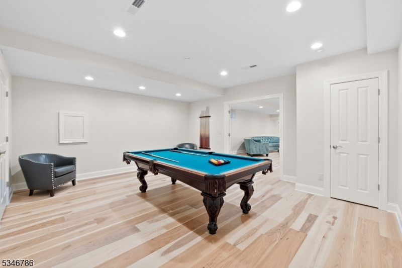 Linden Lane - Residential