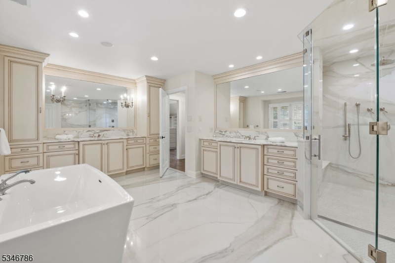 Linden Lane - Residential