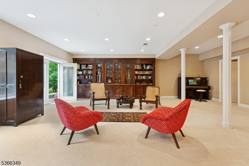 Farrington Lake - Residential