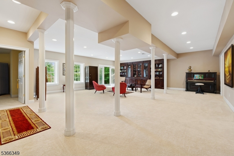 Farrington Lake - Residential