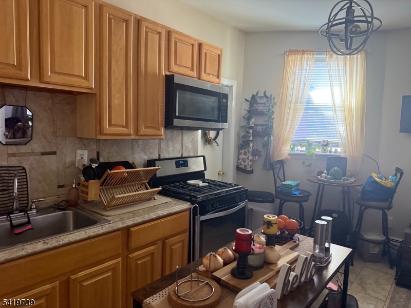 Peterstown - Commercial Sale