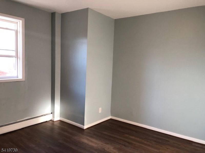 Peterstown - Commercial Sale