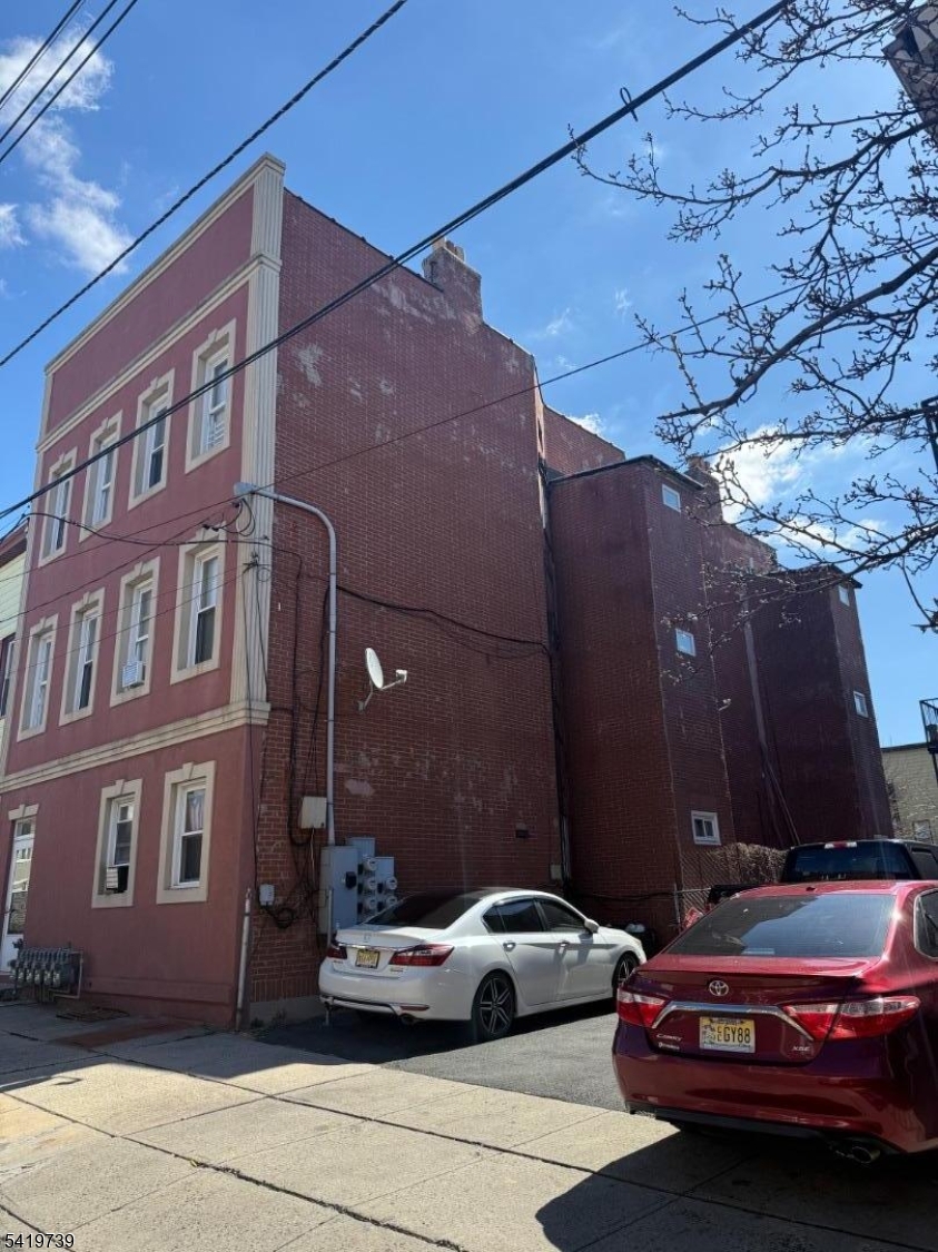 Peterstown - Commercial Sale