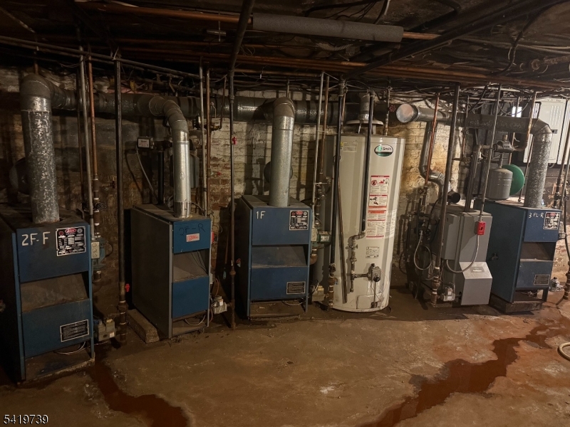 Peterstown - Commercial Sale