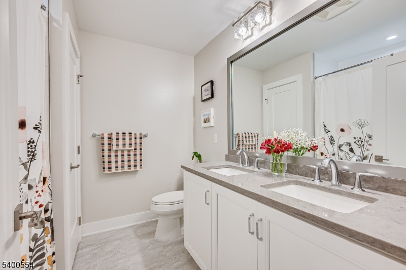 Enclave at Denville - Residential