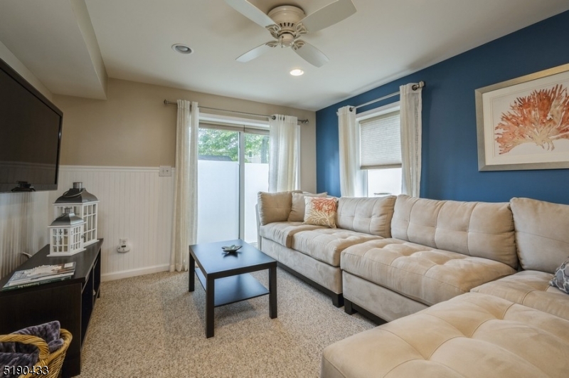 BEECHCREST - Residential Lease