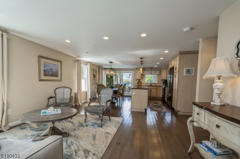 BEECHCREST - Residential Lease