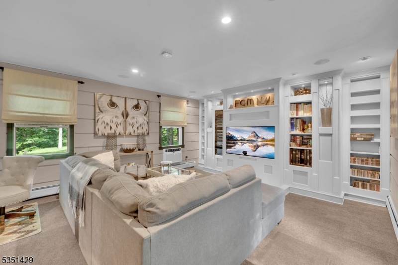 Mountain - Residential