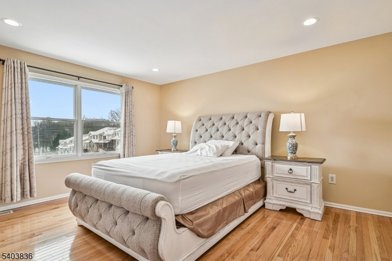 Glenmont Commons - Residential Lease