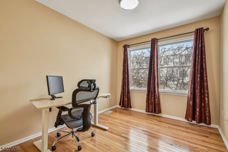 Glenmont Commons - Residential Lease