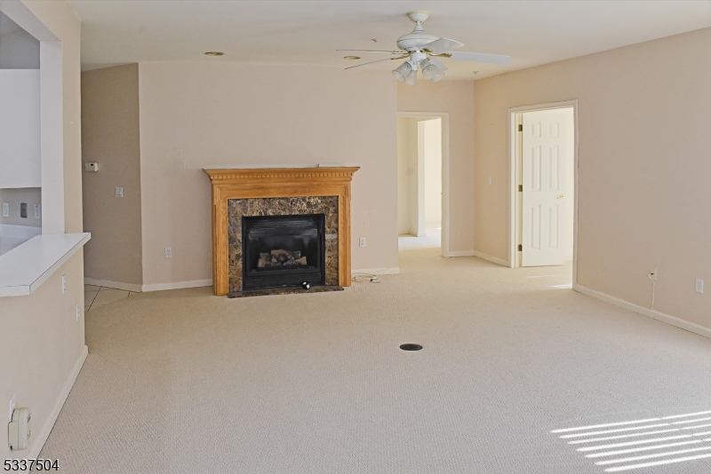 Rockaway Twp., New Jersey 07866, United States, 2 Bedrooms Bedrooms, ,2 BathroomsBathrooms,Residential,Active,3888