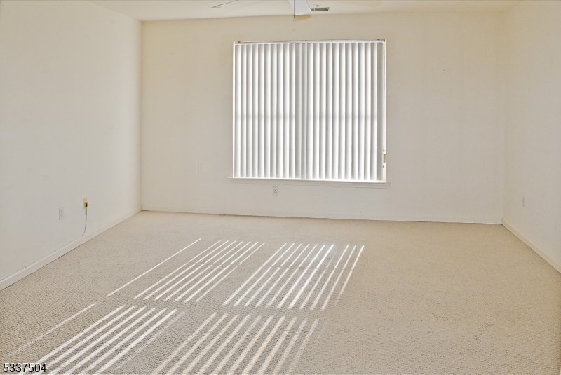 Rockaway Twp., New Jersey 07866, United States, 2 Bedrooms Bedrooms, ,2 BathroomsBathrooms,Residential,Active,3888