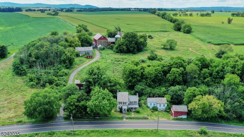Greenwich Twp., New Jersey 08886, United States, 2 Bedrooms Bedrooms, ,2 BathroomsBathrooms,Residential,Active,71120