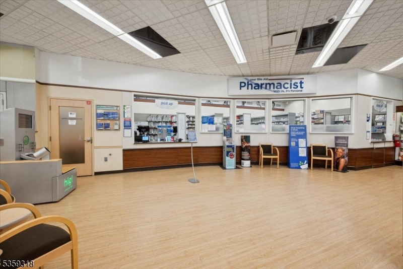 Somerville Boro, New Jersey 08876, United States, ,Commercial,Pending,159906