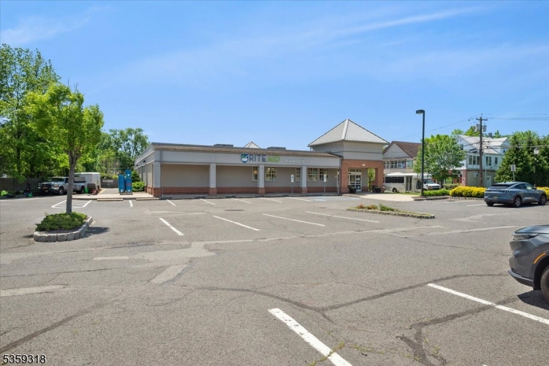 Somerville Boro, New Jersey 08876, United States, ,Commercial,Pending,159906