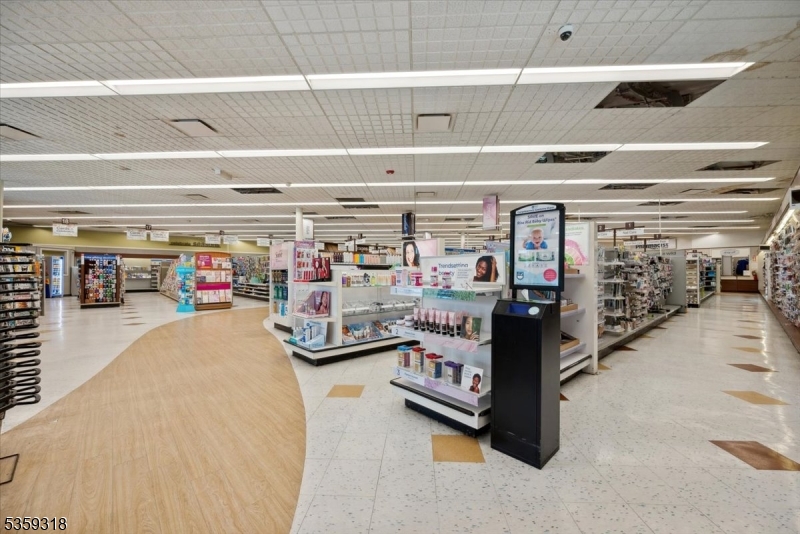 Somerville Boro, New Jersey 08876, United States, ,Commercial,Pending,159906