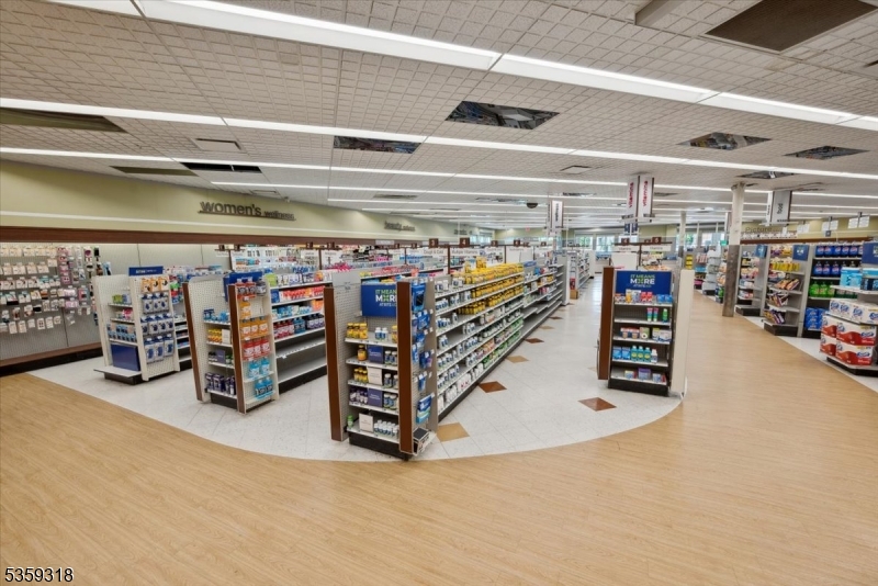 Somerville Boro, New Jersey 08876, United States, ,Commercial,Pending,159906