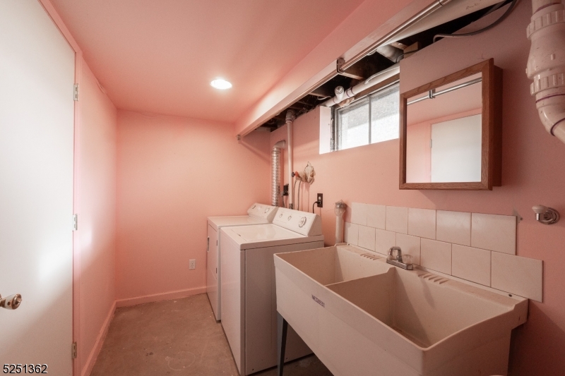 Whitehouse Station - Residential