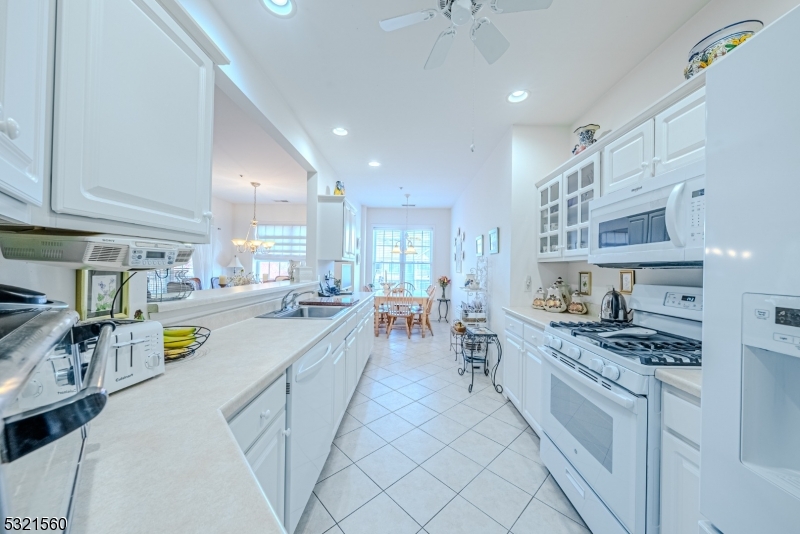 Fox Hills - Residential