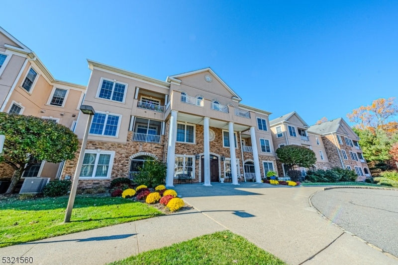 Fox Hills - Residential