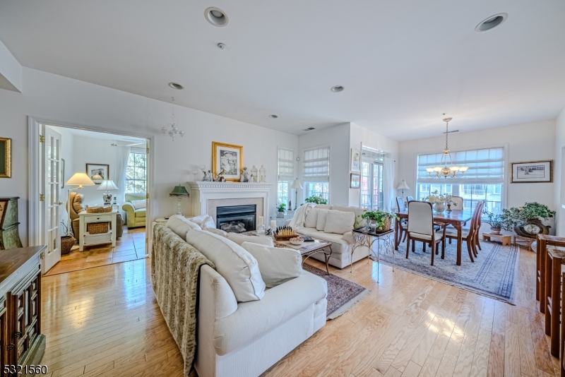 Fox Hills - Residential