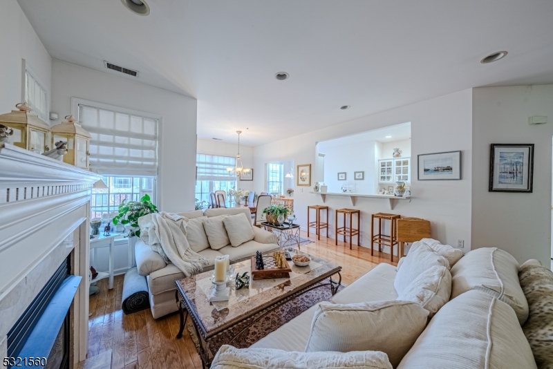 Fox Hills - Residential