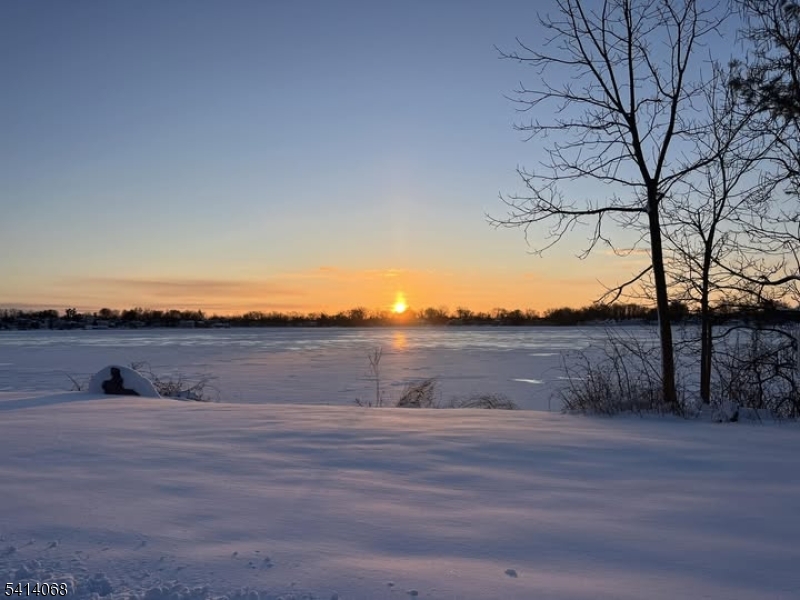 Lake Parsippany - Residential