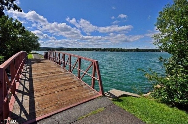 Lake Parsippany - Residential