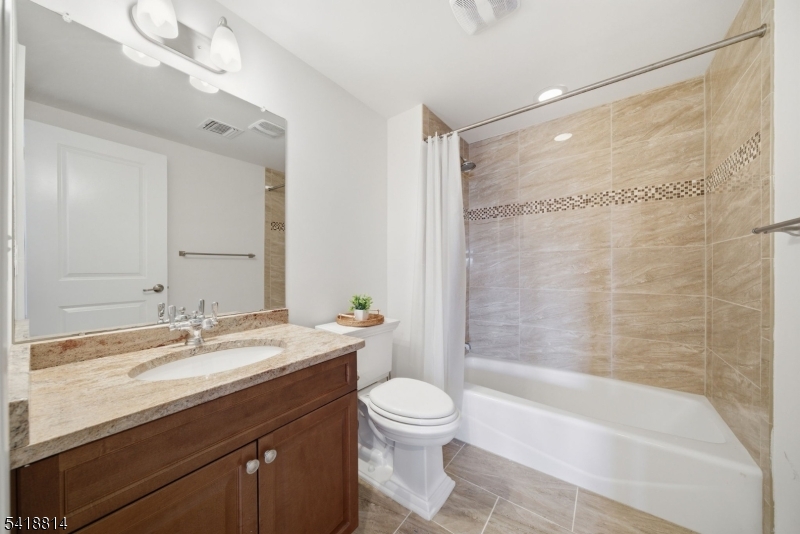 The Legacy - Residential