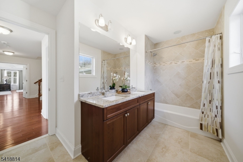 The Legacy - Residential