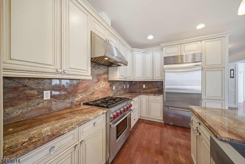 The Legacy - Residential