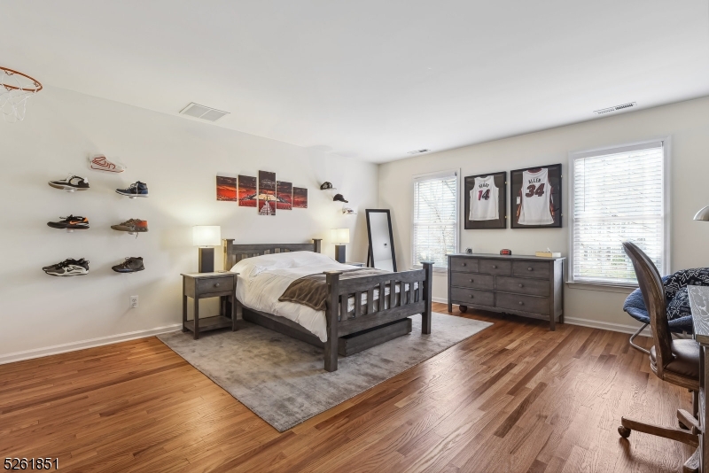 Brookrace - Residential