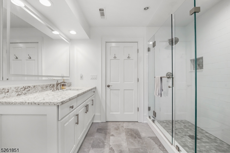 Brookrace - Residential