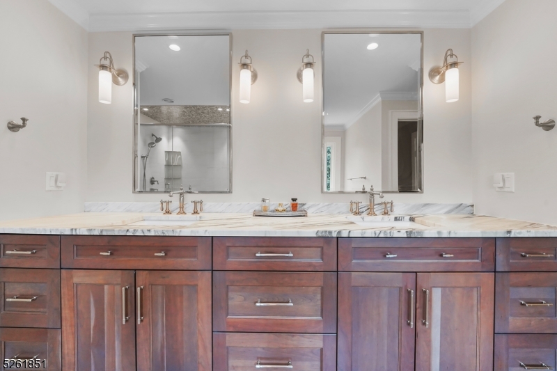 Brookrace - Residential