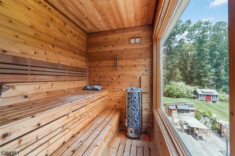 Brookrace - Residential