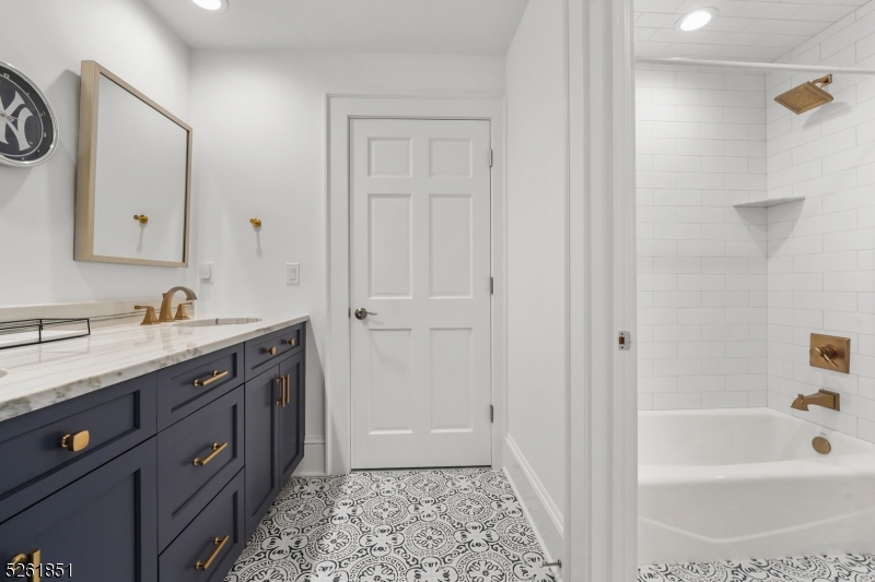 Brookrace - Residential