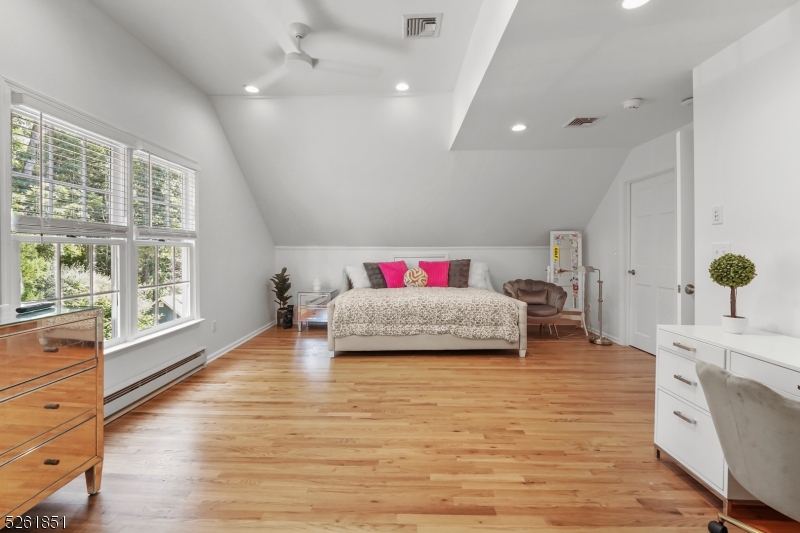 Brookrace - Residential